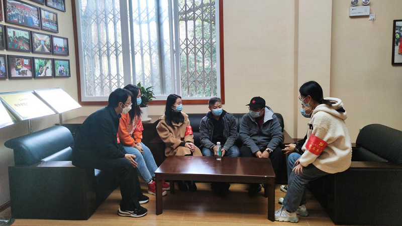伟德国际1949始于英国成立疫情防控党员志愿者服务队.png
