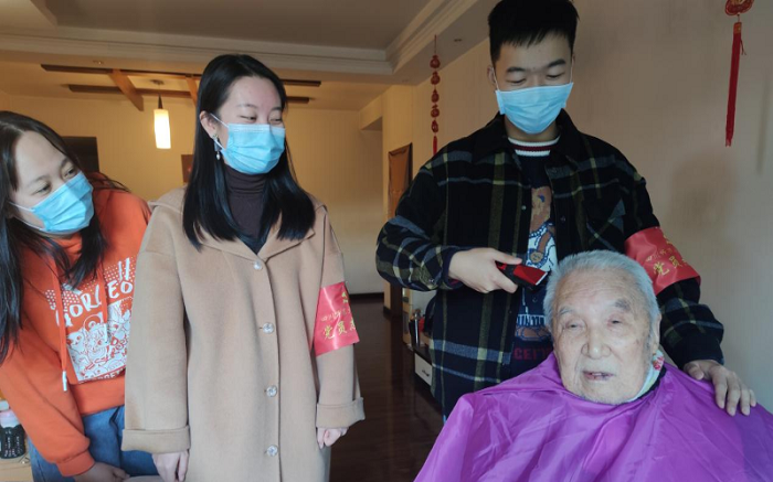 防疫有我，党员先行4.png