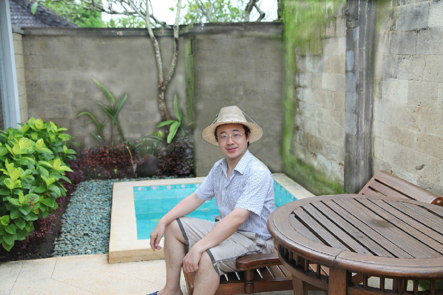 李华平.jpg